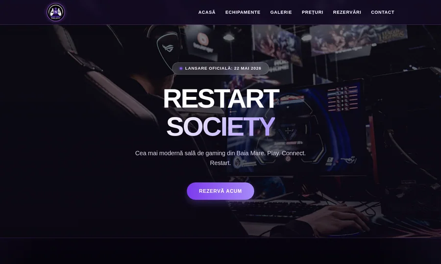 Prezentare site Restart Society gaming lounge din Baia Mare, cu design dark premium și sistem de programări online